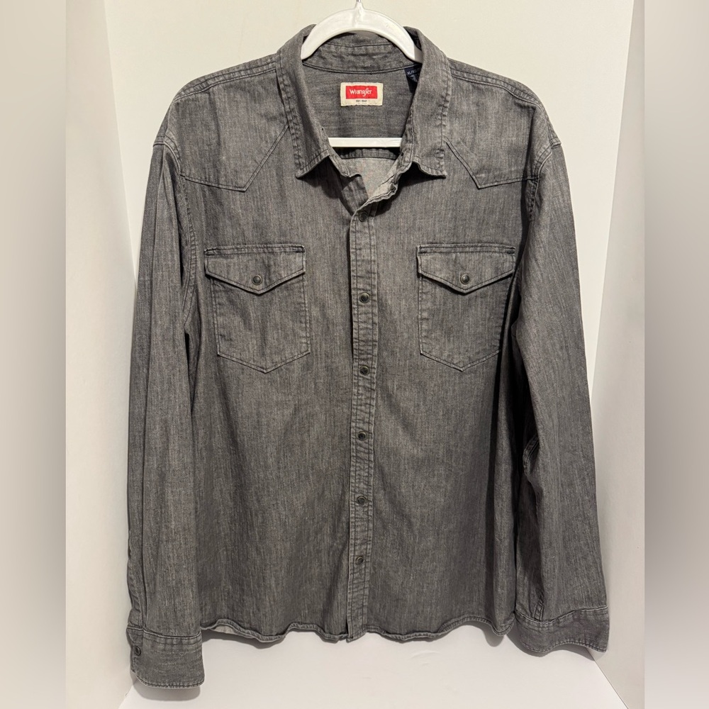 Wrangler Men's Western Denim Pearl Snap Shirt Men’s Size XL Dark Gray Wash